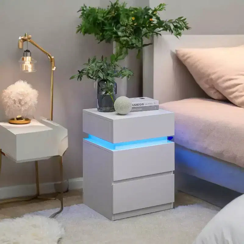 Table de chevet avec lumières LED, Table de chevet avec couleurs de lumière réglables, Table d'appoint de style moderne avec 3 tiroirs, 35 x 40 x 55 cm
