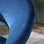 Fauteuil d'appoint Slatina en velours soyeux de Roundhill Furniture, bleu avec base dorée