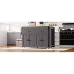 Îlot de cuisine avec table à manger extensible, table de cuisine bicolore avec prise de courant, 2 tiroirs et 2 étagères latérales ouvertes