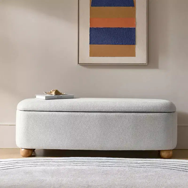 Banc de rangement Patricio avec pieds en bois massif | ART OF LIVING DESIGNS