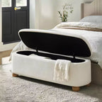 Banc de rangement Patricio avec pieds en bois massif | ART OF LIVING DESIGNS