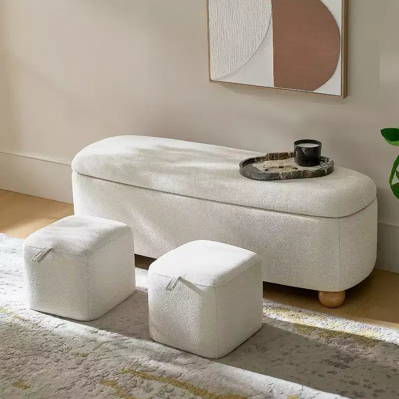 Banc de rangement Patricio avec pieds en bois massif | ART OF LIVING DESIGNS