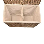 happimess Sawyer 24 Panier à linge pliable classique de style ferme en jacinthe tressée à 2 sections avec doublure lavable, poignées et couvercle