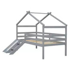 Lit mezzanine enfant avec toboggan, échelle d'accès et barrières de sécurité, complété d'un toit style maisonnette