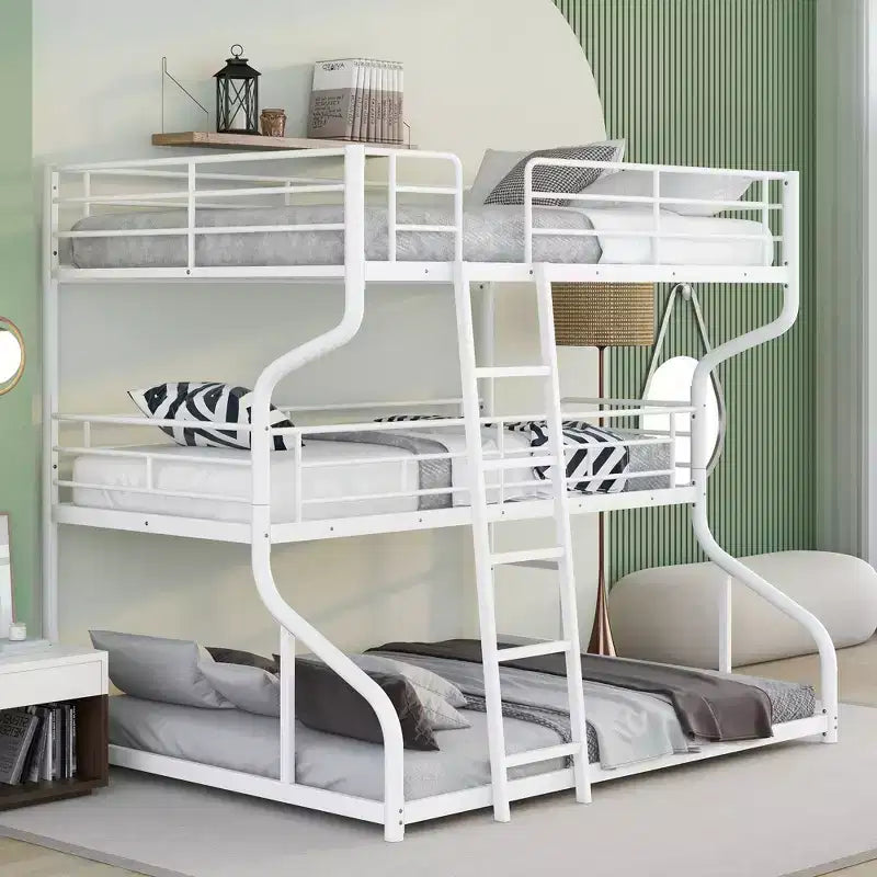 Lit superposé triple Whisen Metal Full XL au-dessus de Twin XL au-dessus de Queen Size avec échelle longue et courte