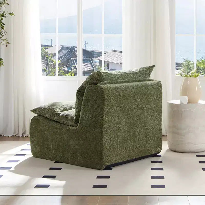 Fauteuil sans accoudoirs en mousse GDFStudio Vivien avec coussin