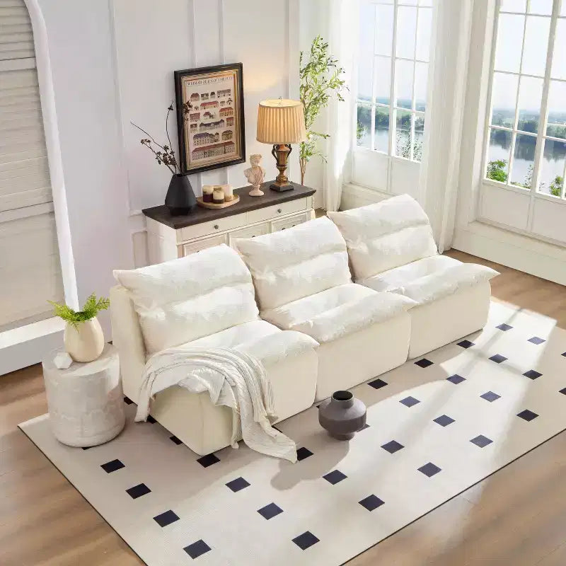 Fauteuil sans accoudoirs en mousse GDFStudio Vivien avec coussin