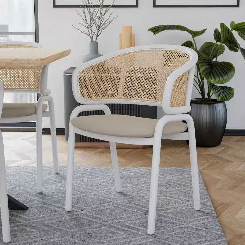 LeisureMod Ervilla Lot de 2 chaises de salle à manger en osier avec dossier en U, sièges en cuir et cadres en acier - Assise moderne pour cuisine, salle à manger, café