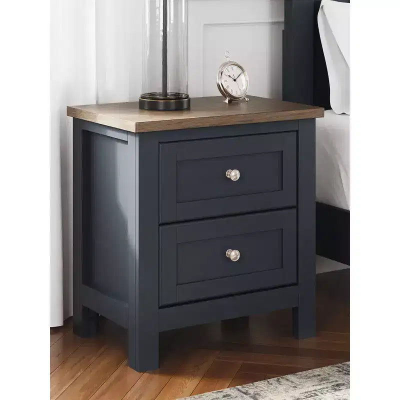 Table de chevet à deux tiroirs Landocken par Signature Design by Ashley, bleu