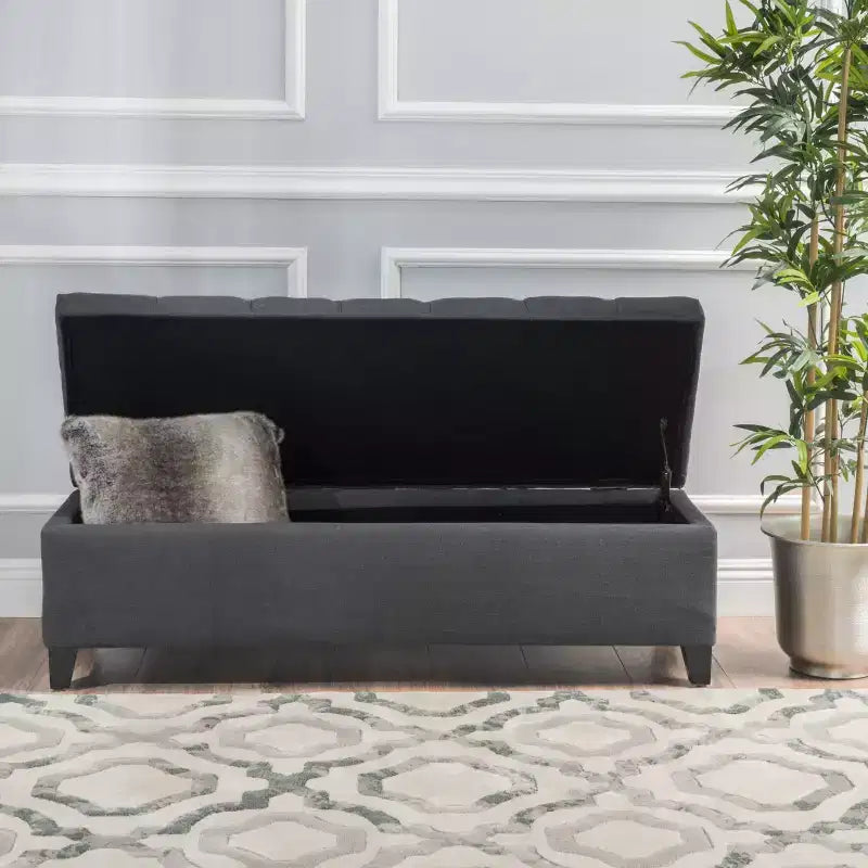 Christopher Knight Home Dana Ottoman de rangement contemporain en bois de bouleau touffeté avec boutons