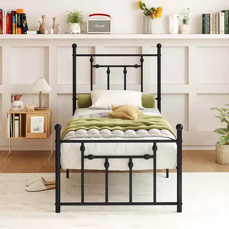 Cadre de lit en métal Costway double/complet/grand format avec tête de lit Rangement sous le lit Sommier tapissier