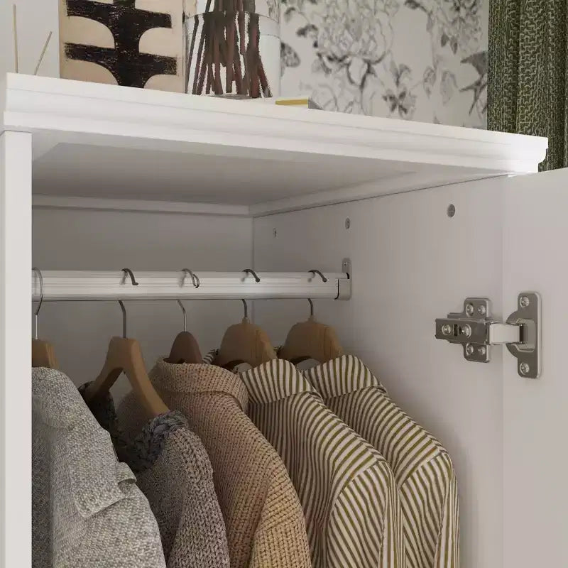 Armoire blanche Hitow, combinaison penderie, style moderne minimaliste, lignes embossées