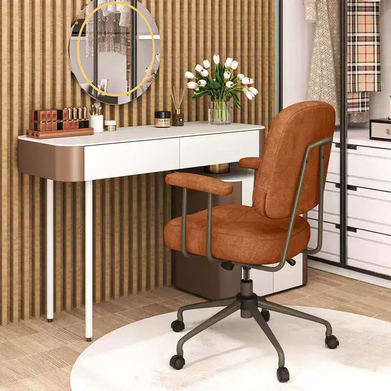 Chaise de bureau Costway en cuir synthétique avec dossier et accoudoirs rembourrés Marron/Beige
