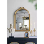Miroir mural arqué doré de style baroque de 23,6 x 37,3 pouces