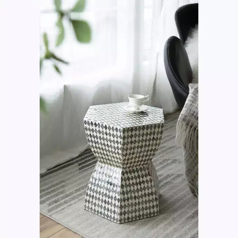 Tabouret de jardin hexagonal Capiz Table d'appoint Noir Blanc 15x13x17