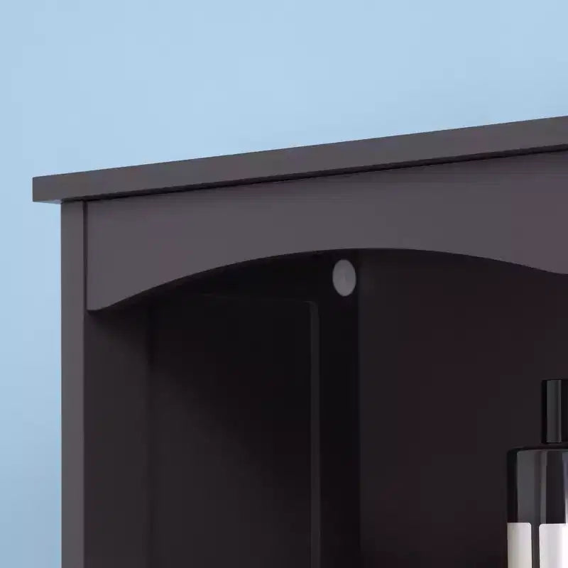 Meuble de rangement haut et étroit pour salle de bain avec étagères et portes, armoire de toilette mince sur pied