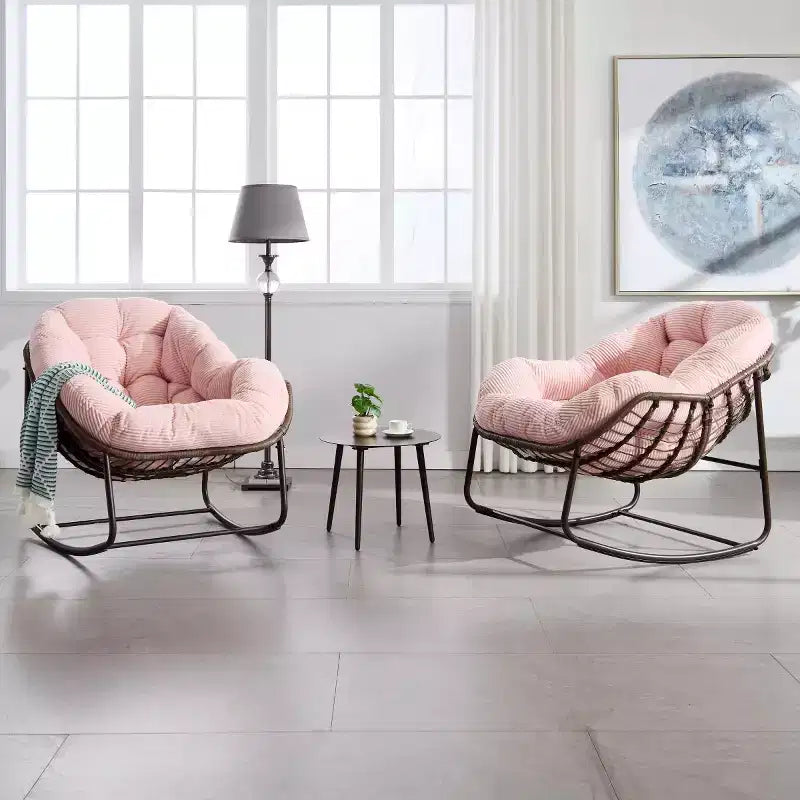 Fauteuil à bascule moderne en rotin avec coussin rembourré, fauteuil à bascule surdimensionné avec cadre en acier pour salon, chambre ou appartement - Panipeachy
