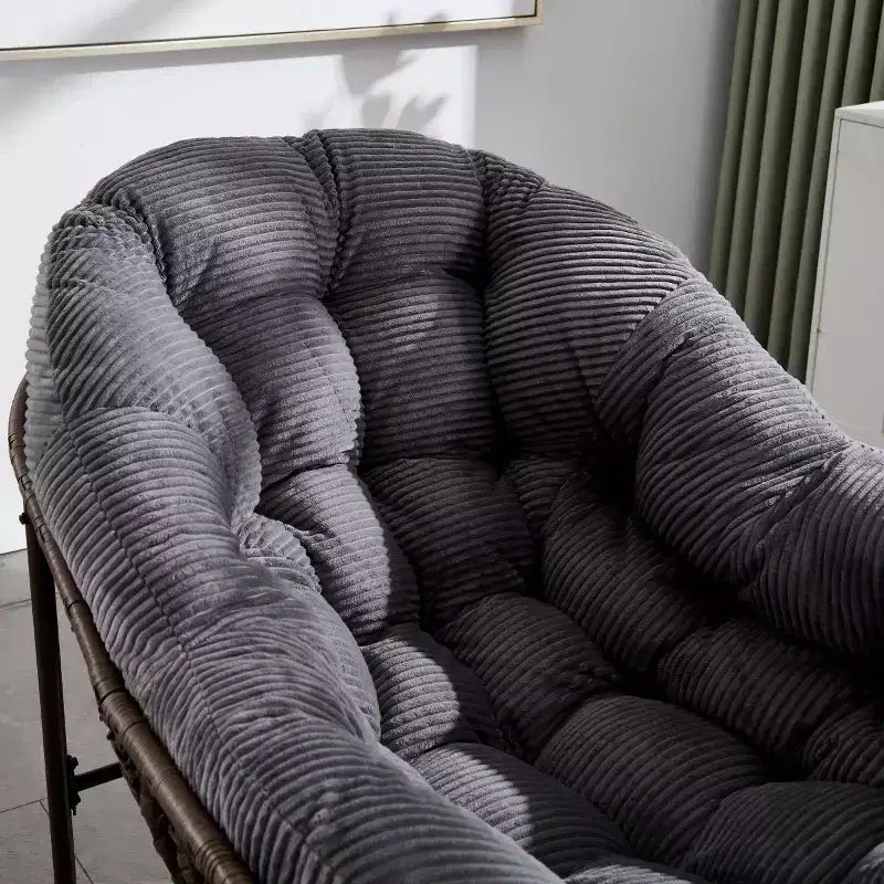 Fauteuil à bascule moderne en rotin avec coussin rembourré, fauteuil à bascule surdimensionné avec cadre en acier pour salon, chambre ou appartement - Panipeachy