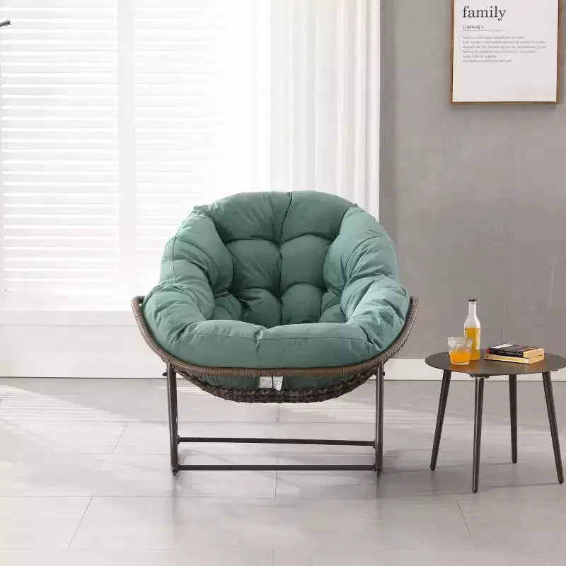 Fauteuil à bascule moderne en rotin avec coussin rembourré, fauteuil à bascule surdimensionné avec cadre en acier pour salon, chambre ou appartement - Panipeachy