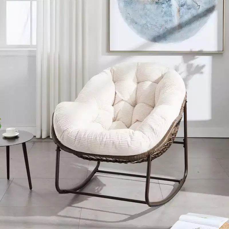Fauteuil à bascule moderne en rotin avec coussin rembourré, fauteuil à bascule surdimensionné avec cadre en acier pour salon, chambre ou appartement - Panipeachy