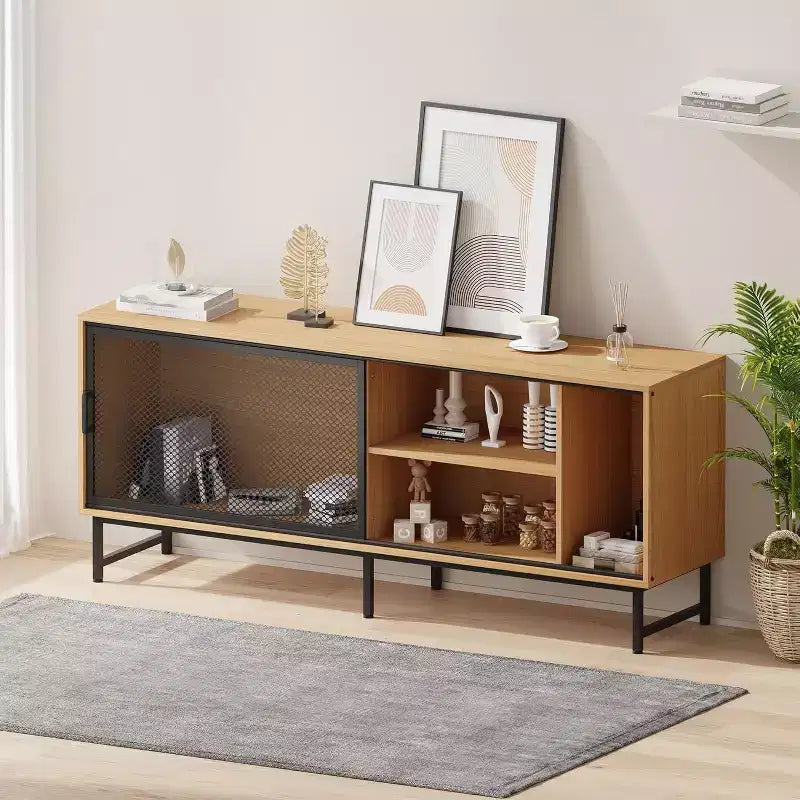 Meuble TV industriel Acekool avec portes coulissantes en maille métallique, meuble en bois moderne, pieds en métal, gestion des câbles, pour salon