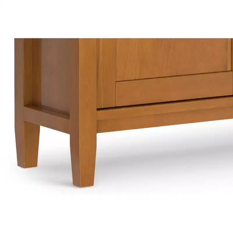 Meuble de rangement pour entrée de 36 po de large en bois massif de style transitoire Norfolk, brun doré pâle