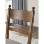Signature Design by Ashley Chadworth – Chaises de salle à manger capitonnées, lot de 2, cadre en bois marron avec siège en polyester