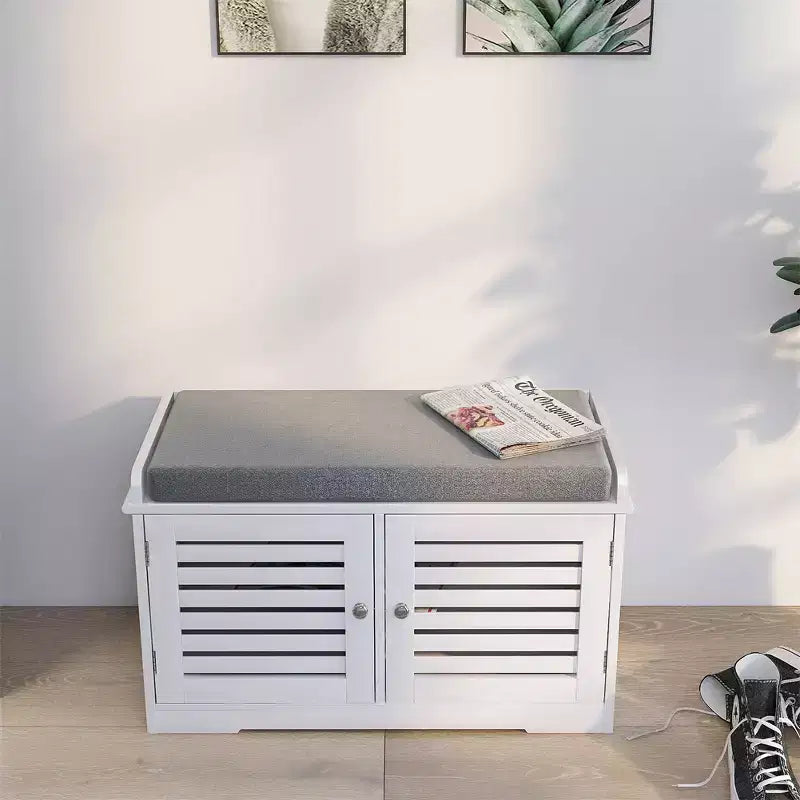 Banc de rangement pour chaussures, banc à chaussures blanc avec 2 portes et coussin d'assise rembourré gris, meuble à chaussures, banc d'entrée avec organisateur de chaussures