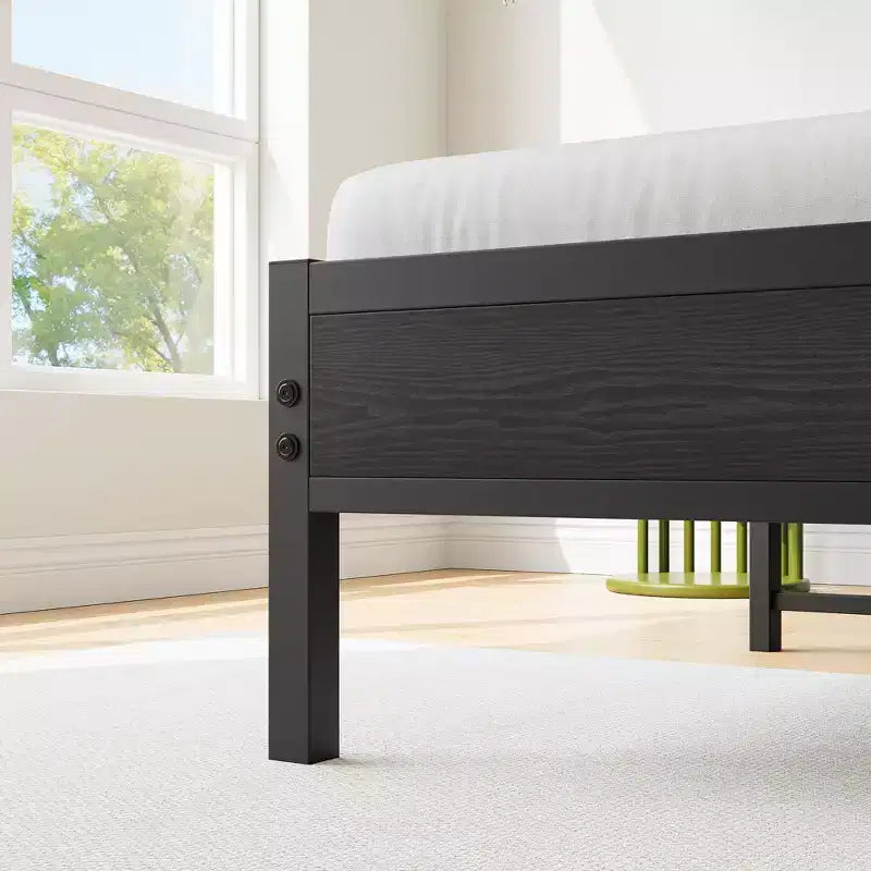 Cadre de lit double MAYEERTY avec tête de lit de rangement et station de recharge, pas besoin de sommier tapissier pour chambre à coucher