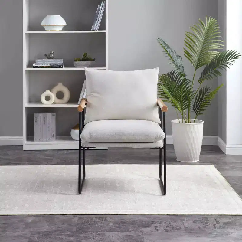 Fauteuil d'appoint moderne Okak avec accoudoirs en bois, fauteuil de lecture avec coussin amovible, fauteuil confortable pour salon, chambre, bureau, blanc laiteux