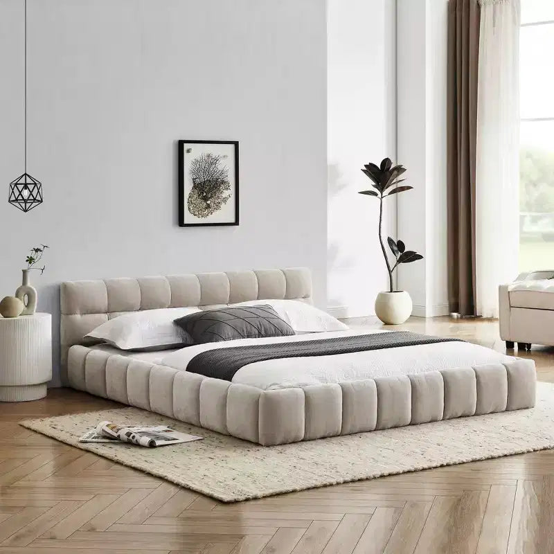 Lit rembourré MAYEERTY Queen Size avec tête de lit Cadre solide Tissu chenille Beige