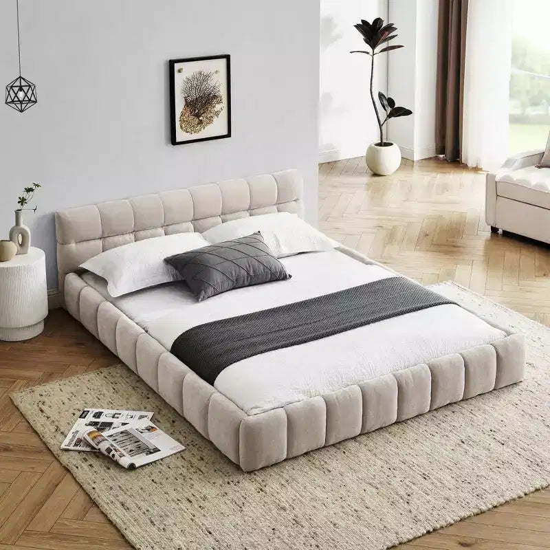 Lit rembourré MAYEERTY Queen Size avec tête de lit Cadre solide Tissu chenille Beige