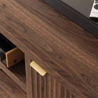 Meuble TV cannelé pour téléviseurs de 75 pouces et plus, meuble de divertissement moderne avec rangement à 2 niveaux, étagères réglables et poignées, console média pour salon et chambre