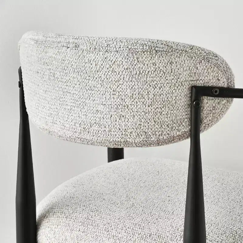 Lot de 4 tabourets de bar rembourrés modernes à hauteur de comptoir avec pieds coniques en métal noir, assise spacieuse pour îlot de cuisine ou bar à la maison-Panipeachy
