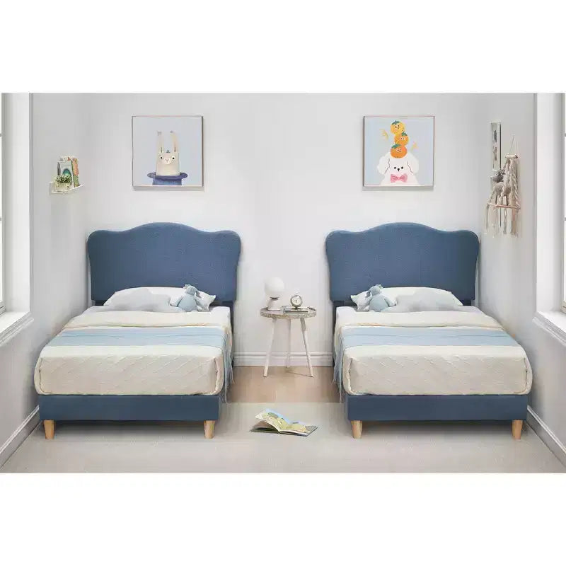 Cadre de lit double rembourré pour enfants avec tête de lit festonnée, lit double en velours mignon pour enfants, lit plateforme robuste, aucun sommier tapissier requis, lattes en bois