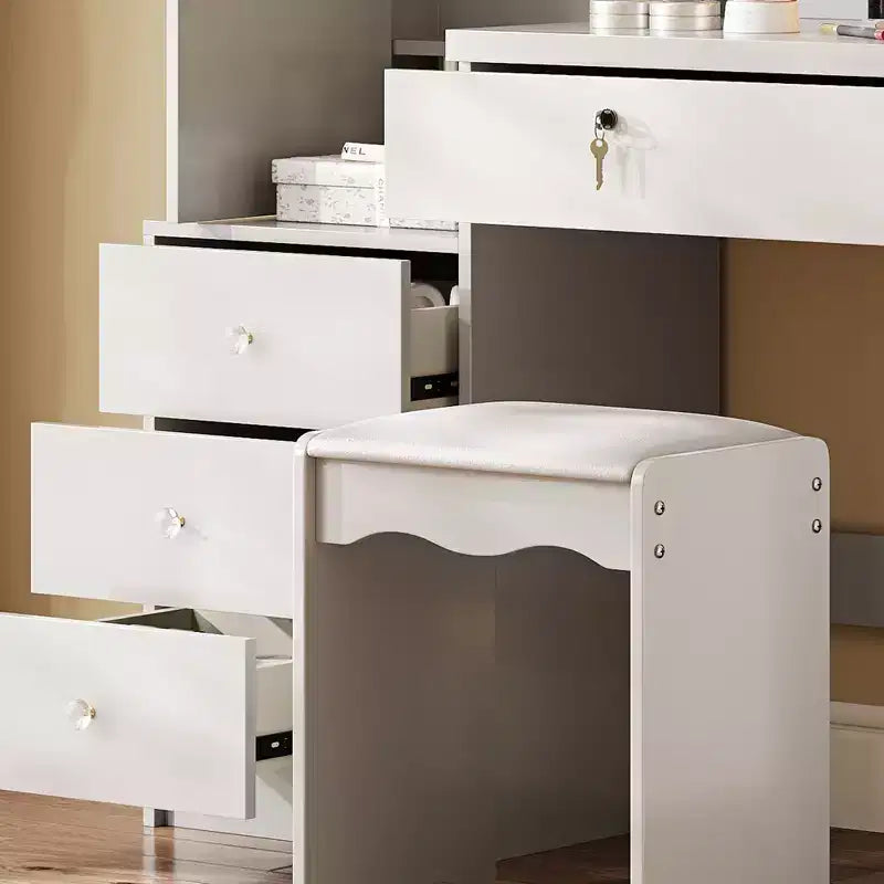 Coiffeuse moderne Okak avec tabouret rembourré, Coiffeuse compacte avec miroir coulissant et grand espace de rangement, Table de maquillage pour dressing, Blanc