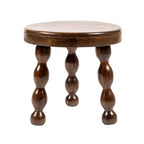 Table d'appoint ronde en bois de manguier avec pieds trépieds en noyer de Storied Home