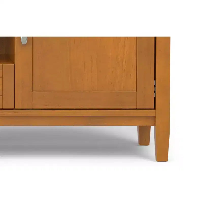 Meuble TV bas moderne du milieu du siècle en bois massif de 183 cm de large Noelle, en noyer, pour téléviseurs jusqu'à 80 pouces