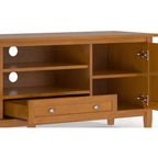 Meuble TV bas moderne du milieu du siècle en bois massif de 183 cm de large Noelle, en noyer, pour téléviseurs jusqu'à 80 pouces