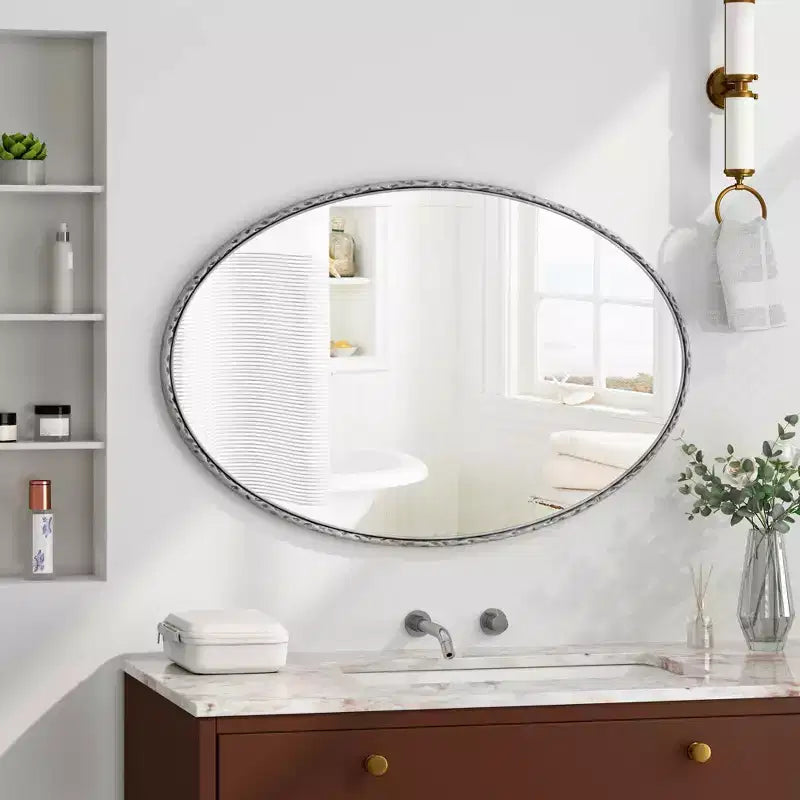 MAYEERTY Miroir mural ovale rétro en fer forgé à effet vieilli pour chambre à coucher ou salon, couleur argent
