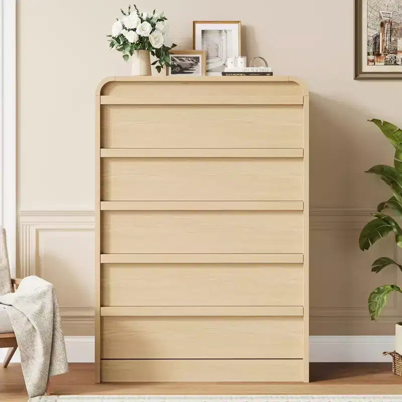 Commode arquée à 5 tiroirs, en bois de 114 cm de haut avec profil incurvé pour chambre moderne, salon, entrée, rangement de chambre d'enfant.