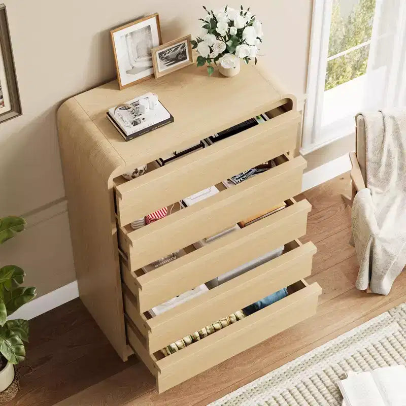 Commode arquée à 5 tiroirs, en bois de 114 cm de haut avec profil incurvé pour chambre moderne, salon, entrée, rangement de chambre d'enfant.
