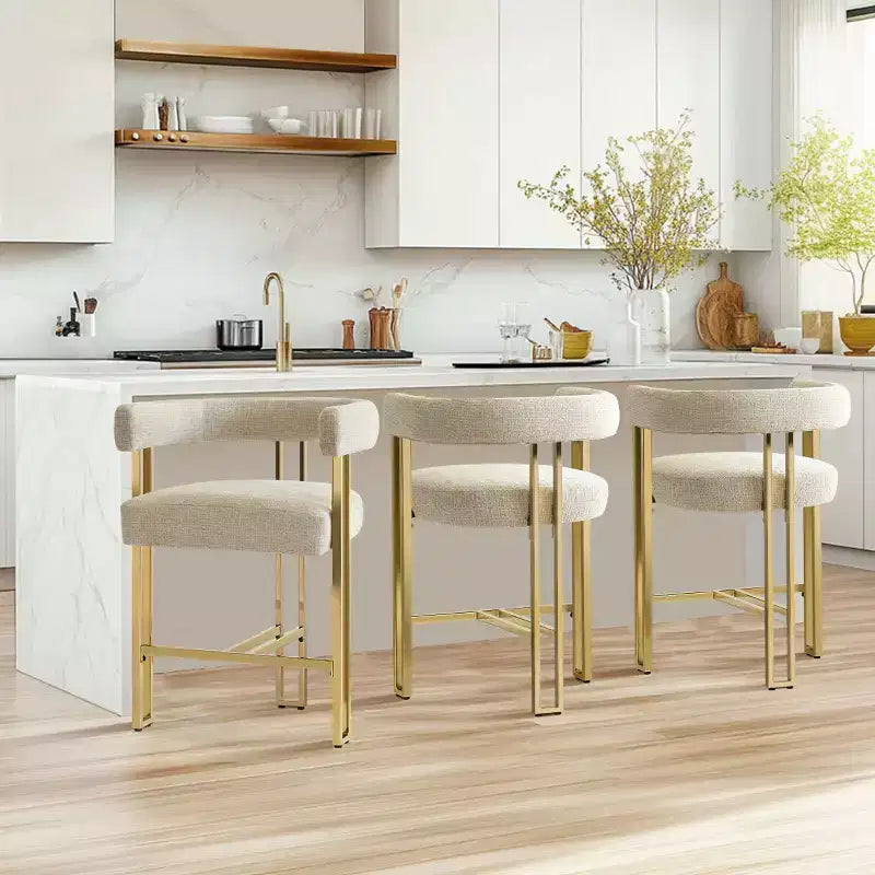 Lot de 3 tabourets de bar à hauteur de comptoir avec dossiers et accoudoirs, chaises modernes en chenille pour îlot de cuisine avec pieds en métal doré - Panipeachy
