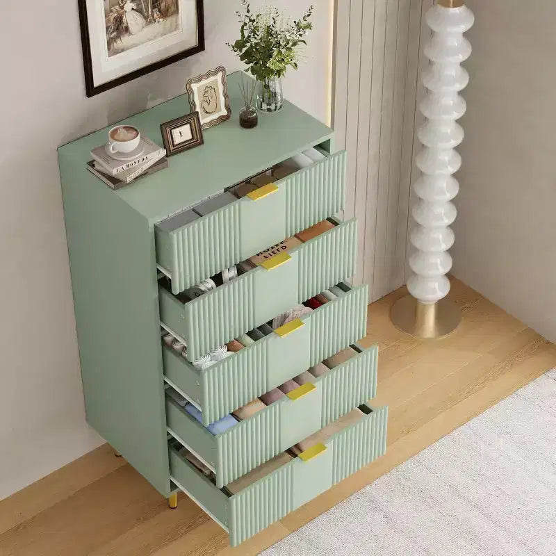 Commode cannelée pour chambre à coucher avec 5 tiroirs, commode moderne de 112,5 cm de hauteur avec poignée en métal, organisateur de rangement de vêtements en bois