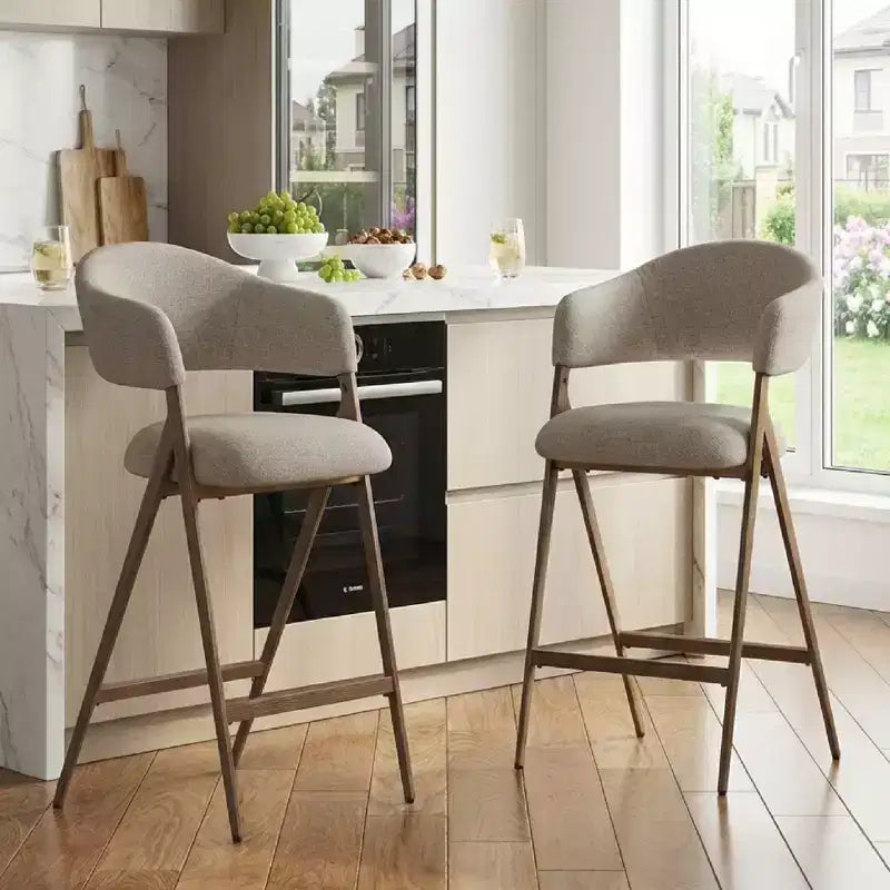 Chaise de salle à manger en tissu doux avec dossier incurvé et pieds aspect bois, chaise d'appoint de cuisine avec repose-pieds intégré