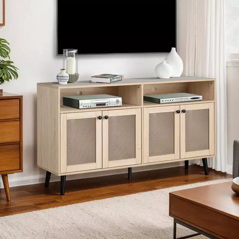 JVNOXK Meuble TV moderne du milieu du siècle de 56 pouces, centre de divertissement avec étagères ouvertes, pieds fuselés, portes d'armoire à boutons ronds, naturel