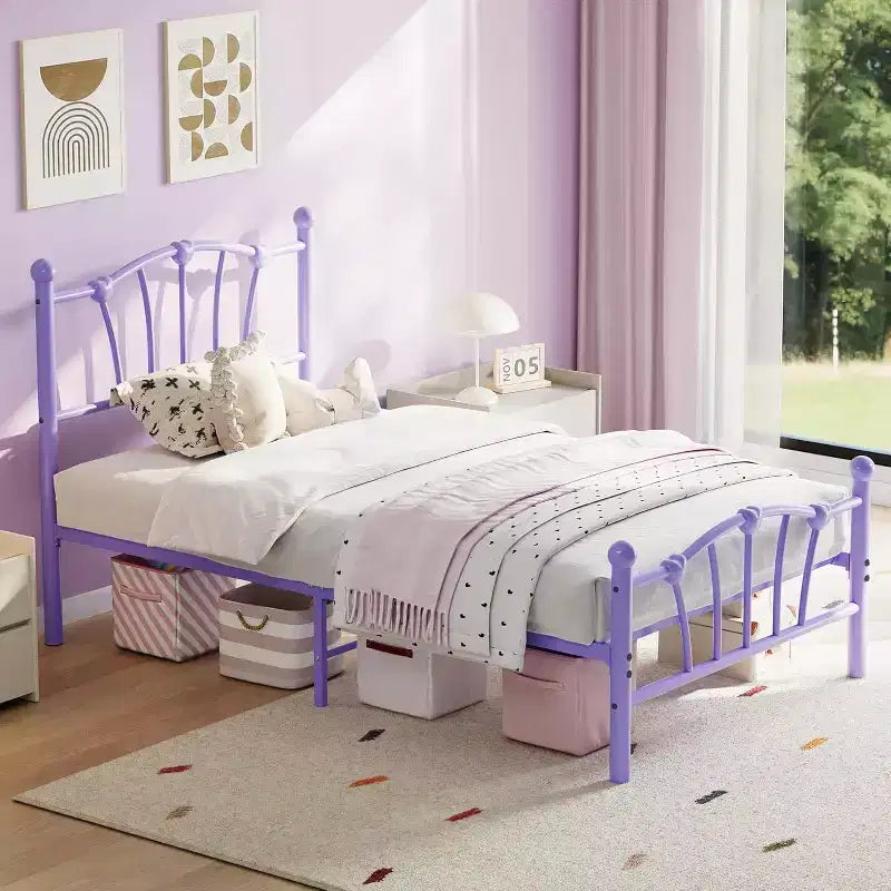 Cadre de lit plateforme en métal, taille double, avec tête de lit en forme de cœur, cadre robuste et silencieux pour enfants et adolescents, aucun sommier tapissier requis