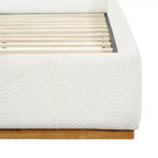 Lit plateforme rembourré moderne Marje Christopher Knight Home en bois d'hévéa avec tête de lit capitonnée