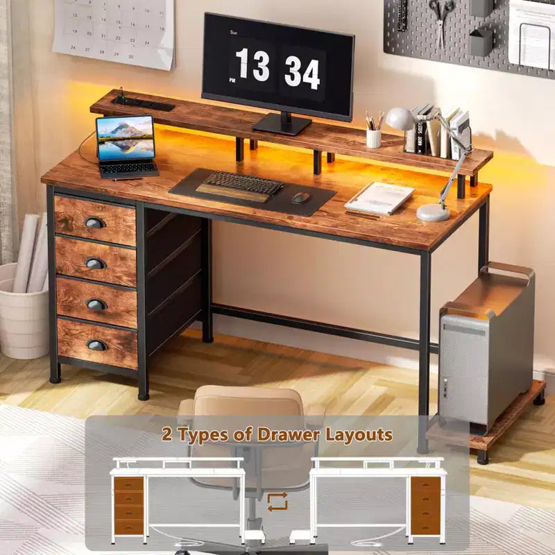 Bureau d'ordinateur brun rustique de 47 pouces avec station de chargement, bureau de jeu réversible, lumières LED, 4 tiroirs en tissu, support d'écran, table d'écriture pour bureau à domicile