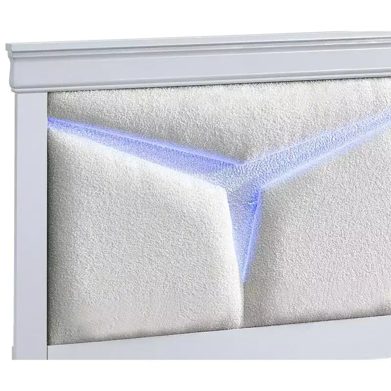 Lit capitonné simple avec tête de lit lumineuse à LED Lorana en bois blanc étincelant de Passion Furniture